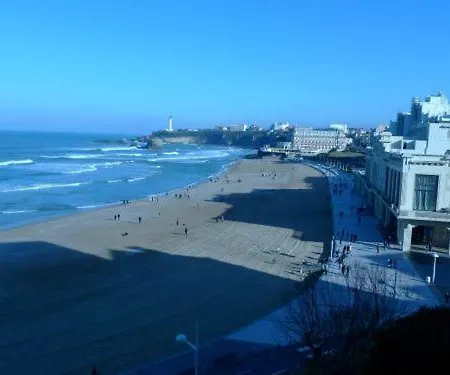 Apartman De Standing, Magnifique Vue Ocean Et Montagne, Avec Piscine Et Parc *